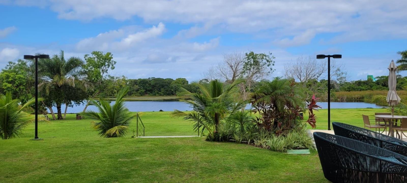 Em - Paraiso Dos Coqueiro